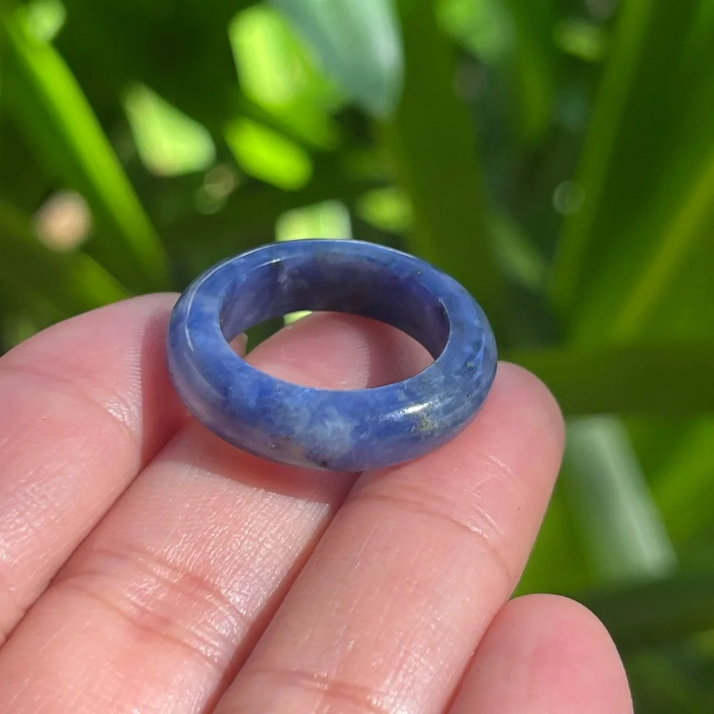 Size‎ 7.75 natural sodalite band ring 1992